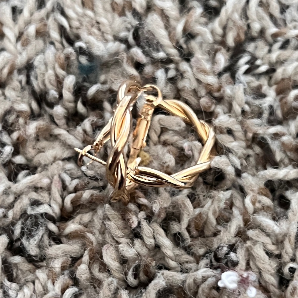 Gold twist hoops